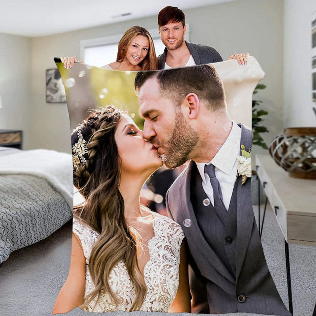 0015114_customized-blankets-for-gifts-anniversary-gift-personalized-photo-blanket-couple-blanket-wedding-pic_640