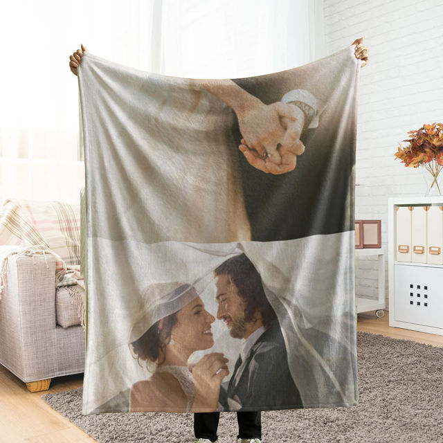 0054669_personalized-happy-moments-blankets-custom-photo-blanket-best-couple-gifts_640