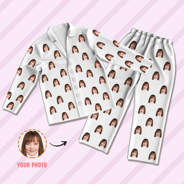 0053201_personalized-photo-pajamas-customized-family-pajamas-complete-set_640